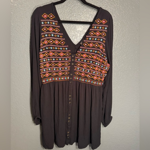 Shyanne Dresses & Skirts - Shyanne Multicolor Embroidered Long Sleeve Dress